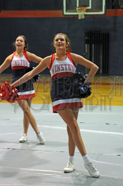 8-28 WA Pep Rally 037.JPG - SCRIVENER D300